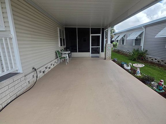 4th image of 376 Katie Ave