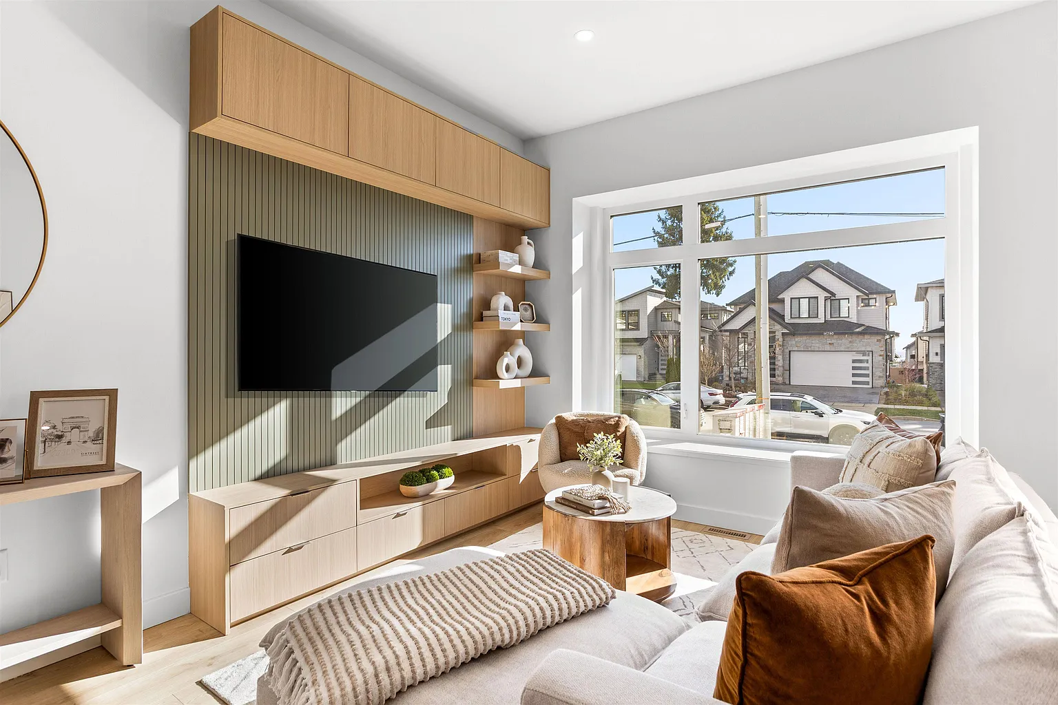 16771 21st Ave #101 photo 1