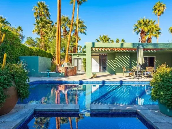 817 N Via Monte Vis, Palm Springs, CA 92262