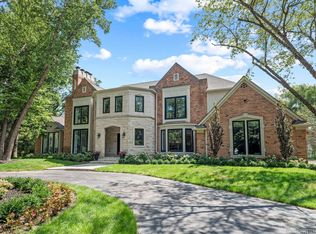 221 Lone Pine Rd, Bloomfield Hills, MI 48304