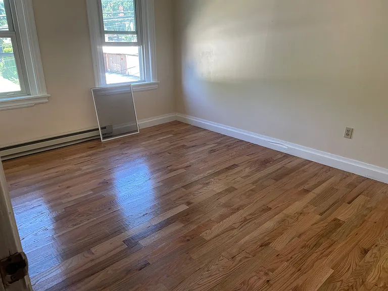 318 N Lumber St — Photo 9