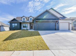 4717 E Forest Trails Dr, Springfield, MO 65809