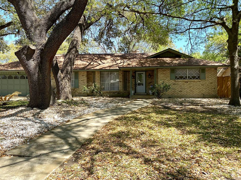 1st image of 108 Dandelion Ln