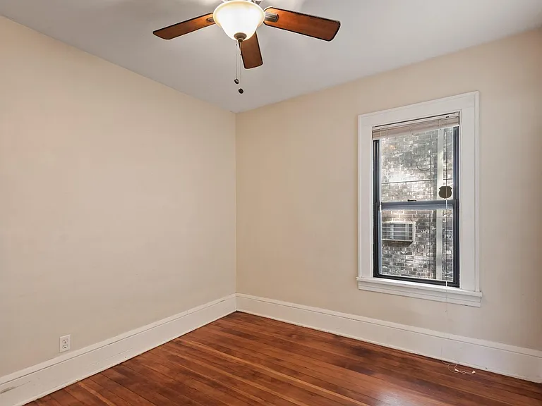 5319 Minnehaha Ave — Photo 4