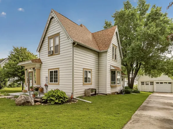 605 University Ave, Spring Valley, MN 55975