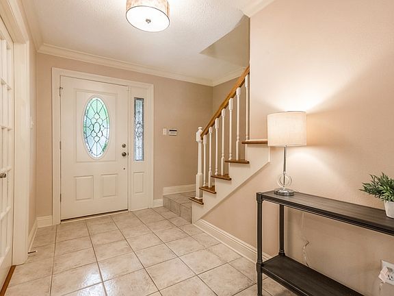 4th image of 2448 Cumberland Ct