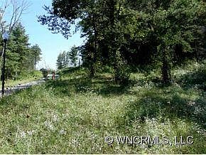4th image of 12 Magnolia Farms Dr