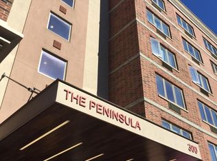 3209 City Pl, Edgewater, NJ 07020