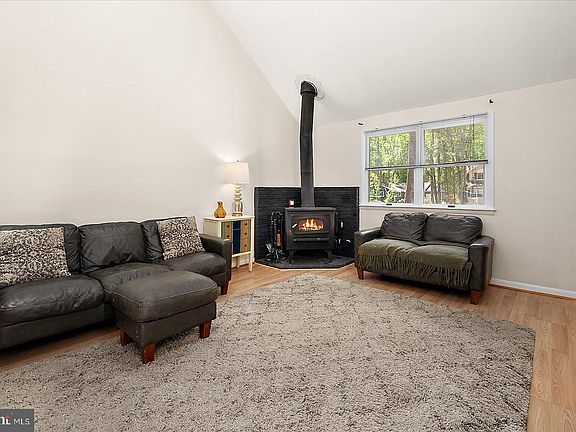 4th image of 810 Ocean Pkwy