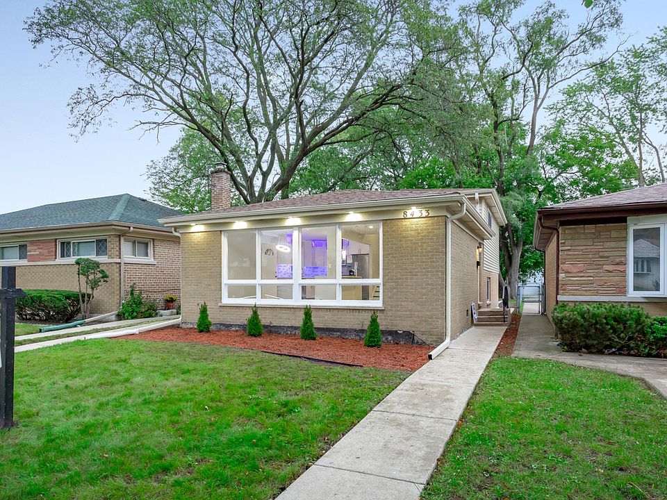 1st image of 8433 Drake Ave