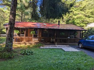 33 Locust Rd, Newland, NC 28657