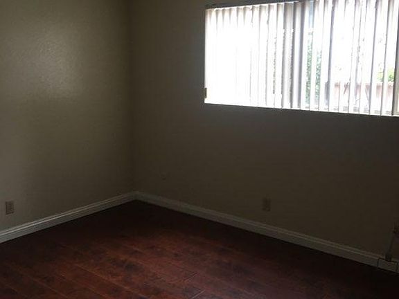 5th image of 1109 W Norwood Pl APT E