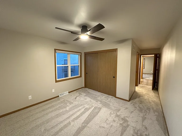 2046 Cliff Alex Ct S #4 — Photo 43