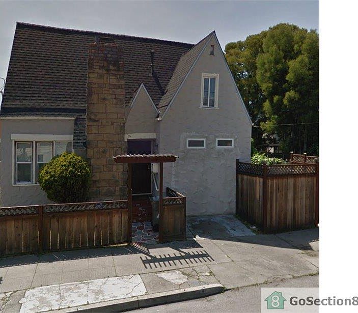 2nd image of 7725 Holly St