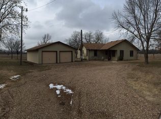 10759 N Hillside St, Valley Center, KS 67147