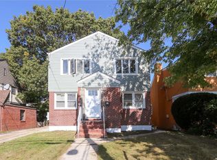 29 Fir St, Valley Stream, NY 11580