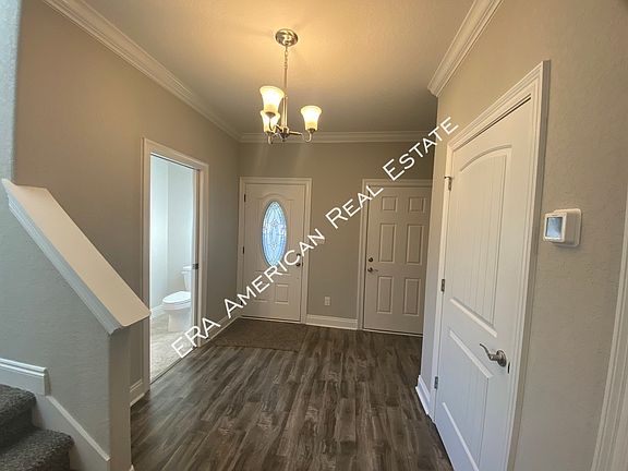 3rd image of 8461 Laredo St