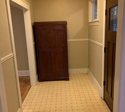 Entry way