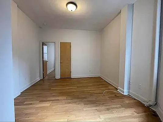 Rented by J PRESTON AND ASSOCIATES INC | media 8