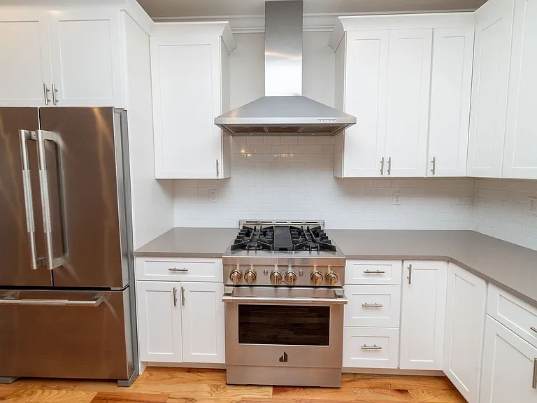 11 Quarry St — Photo 3