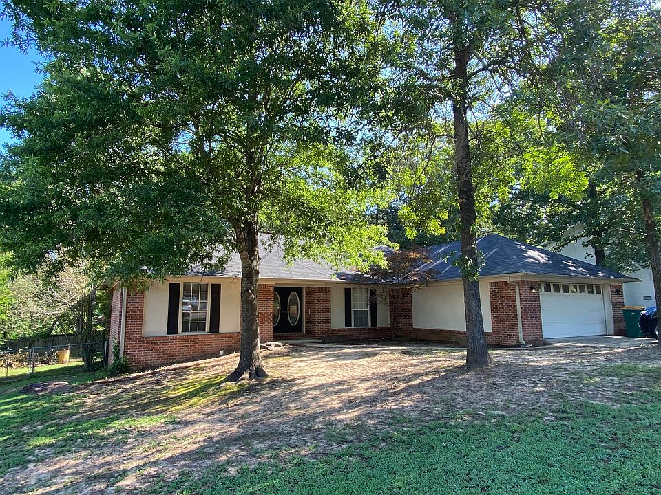 1st image of 8 Water Oak Ln