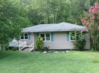 234 Daystar Rd, Delbarton, WV 25670