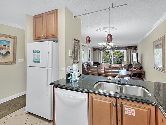 4th image of 502 Gulf Shore Dr Unit 211