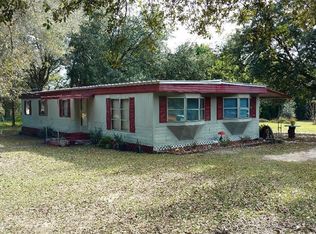 8214 23rd St, Zephyrhills, FL 33540