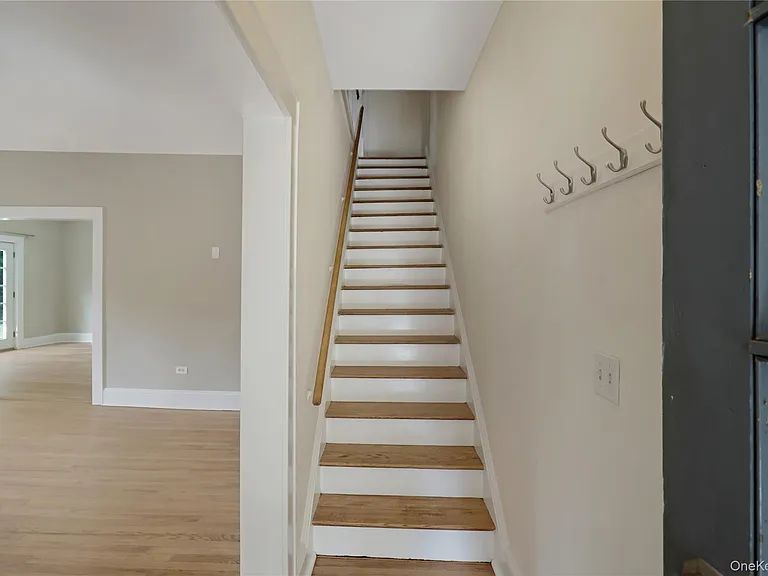 52 Sickles Ave — Photo 20