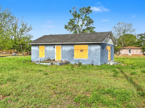 530 S Church St, Lake City, SC 29560