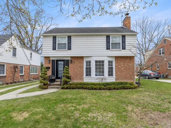 135 S Rosevere Ave, Dearborn, MI 48124