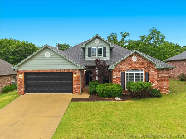 2035 Birch Ln, Tahlequah, OK 74464