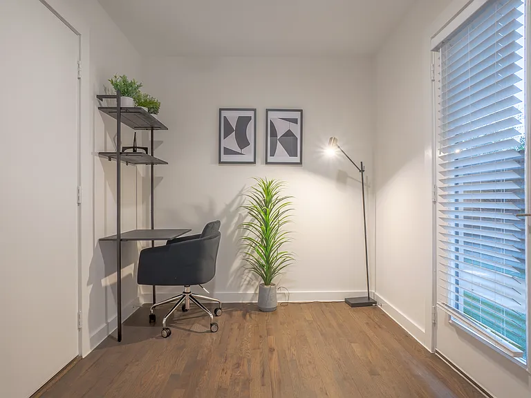 5002 San Jacinto St — Photo 6