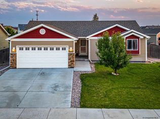 1222 E Arnold St, Laramie, WY 82070