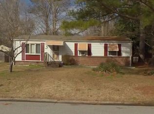 1222 Blythewood Ln, Suffolk, VA 23434