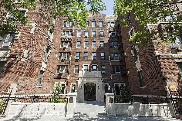 Rented by Douglas Elliman | media 11