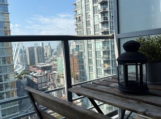 131 Regiment Sq #2306, Vancouver, BC V6B 1X6