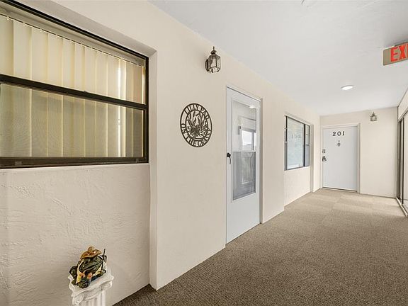 2nd image of 117 COUNTRY CLUB DRIVE #202