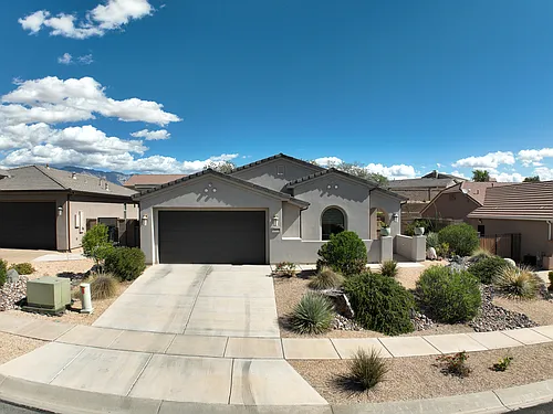 2683 E Clear Point Dr Photo 1