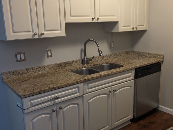 156 Trealout Dr #B-19