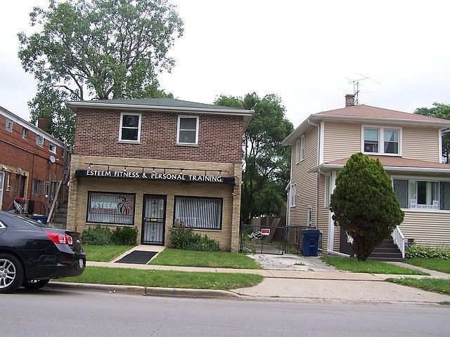 1st image of 1213 S 17th Ave
