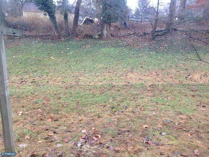 2nd image of 106 Larchwood Rd