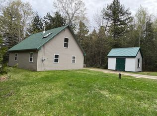 21 Smart Estates Dr, Lee, ME 04455