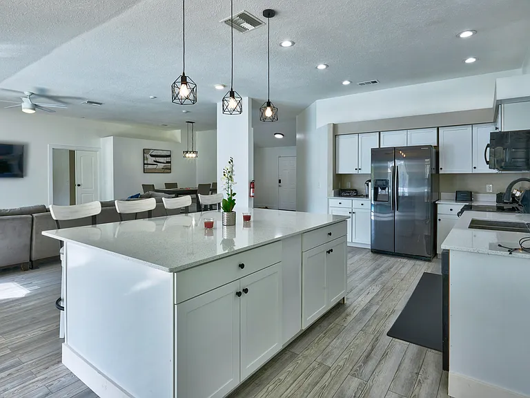 2602 Wrencrest Cir — Photo 8