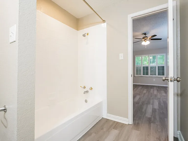 920 Tennessee Trl — Photo 11