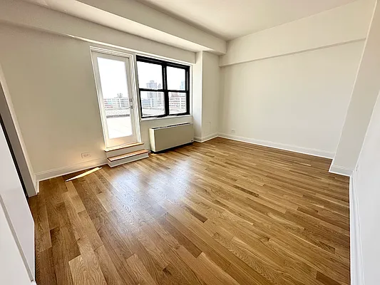 Rented by UES Management | media 16