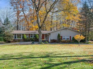 34840 Sherwood Dr, Solon, OH 44139