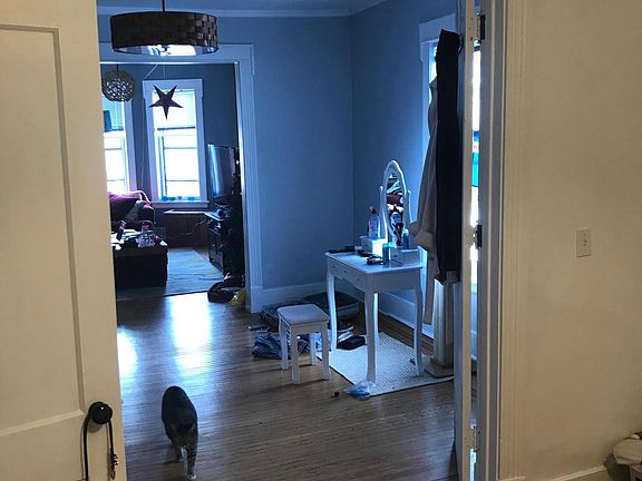 5th image of 515 5th Ave SE APT 4