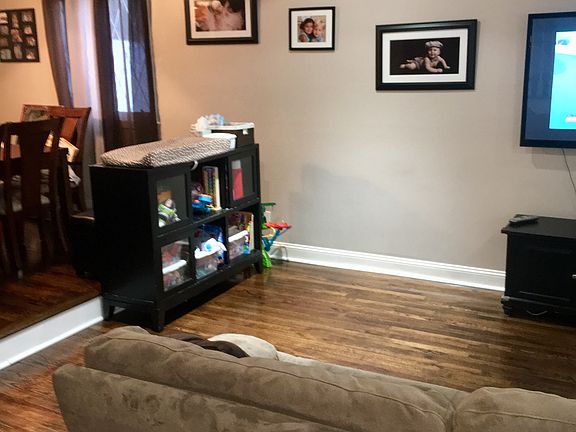 3rd image of 383 Doane Ave