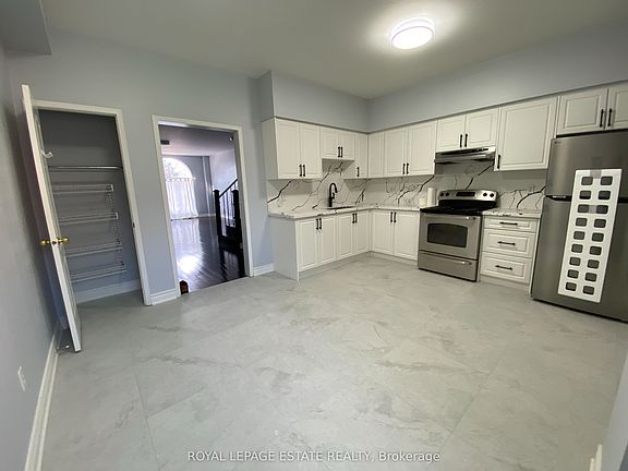 5th image of 3745 Kingston Rd